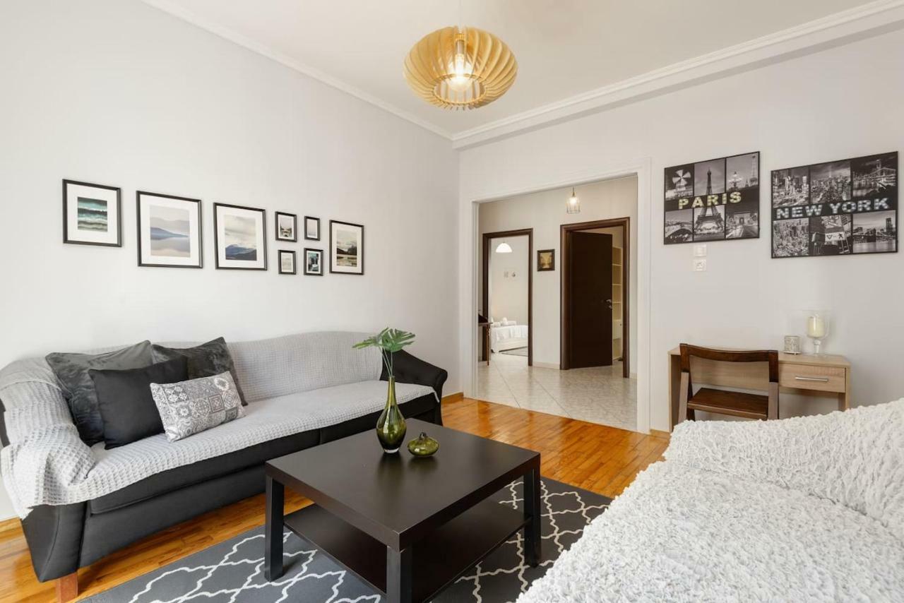 Upscale And Spacious 3Br Home เทสซาโลนิกิ ภายนอก รูปภาพ