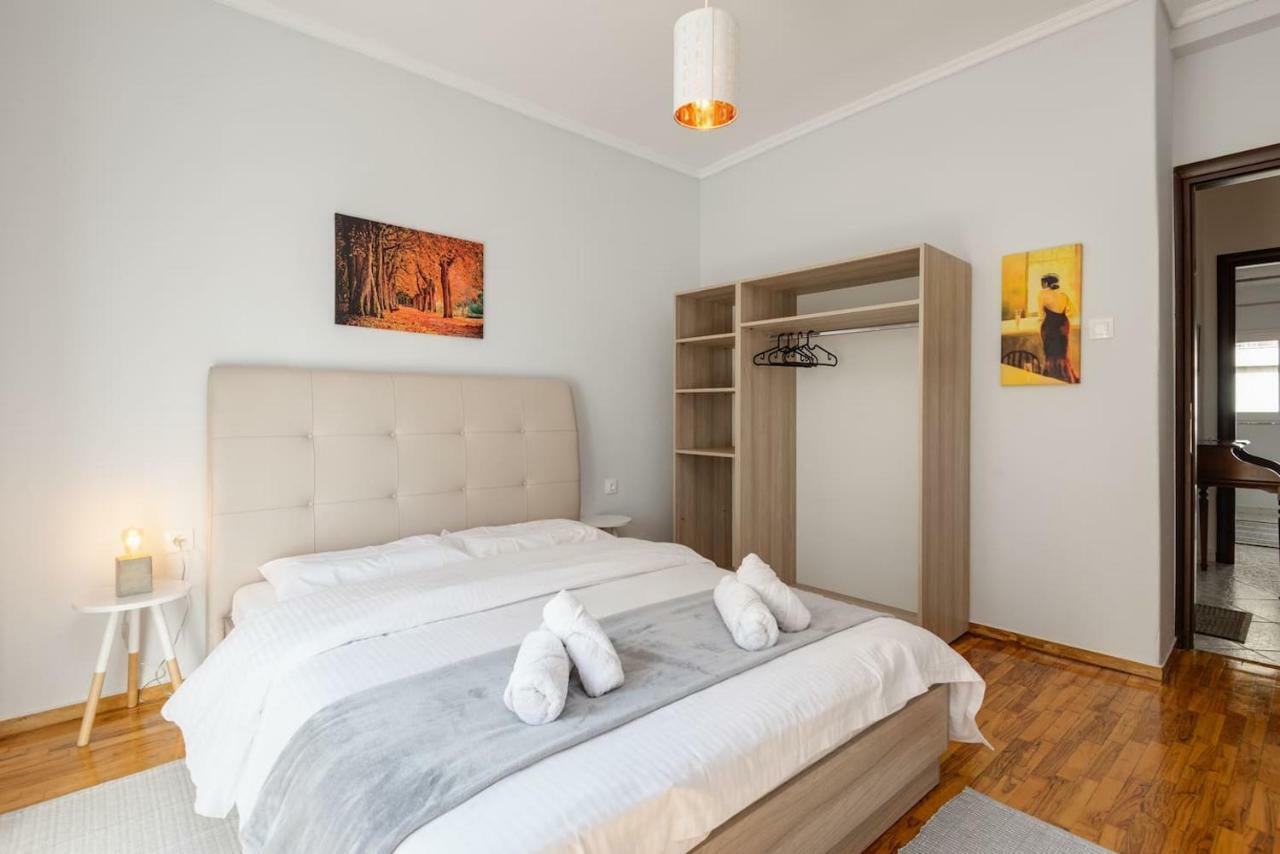 Upscale And Spacious 3Br Home เทสซาโลนิกิ ภายนอก รูปภาพ