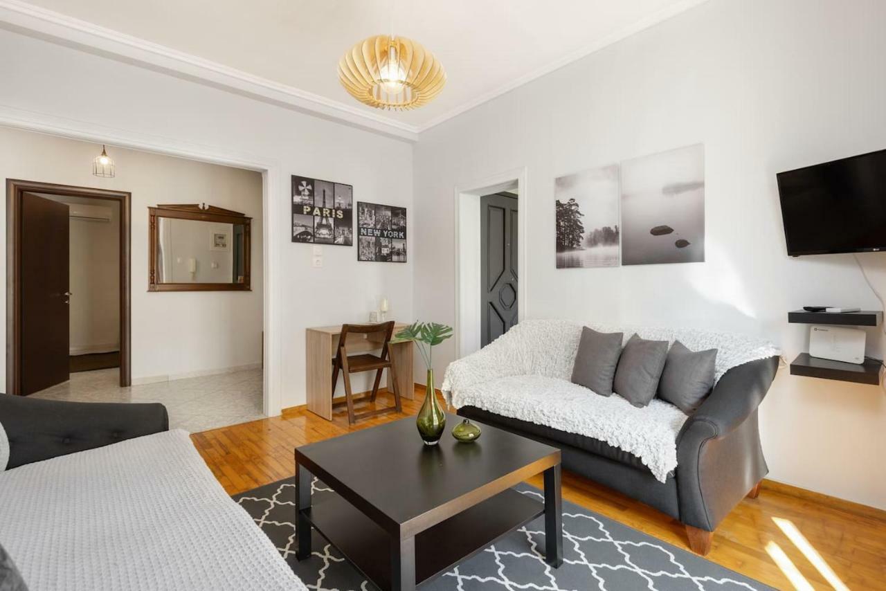 Upscale And Spacious 3Br Home เทสซาโลนิกิ ภายนอก รูปภาพ