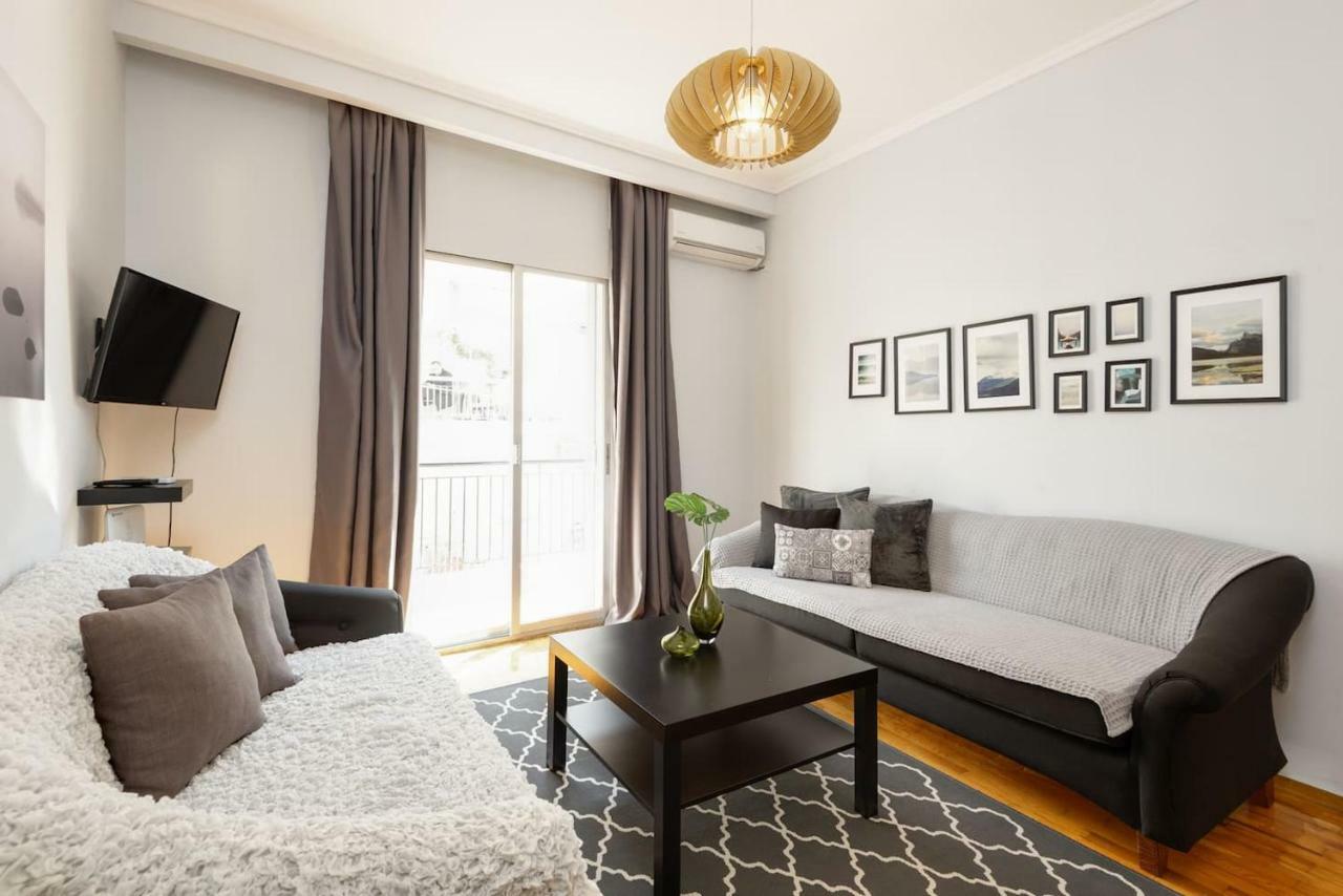 Upscale And Spacious 3Br Home เทสซาโลนิกิ ภายนอก รูปภาพ